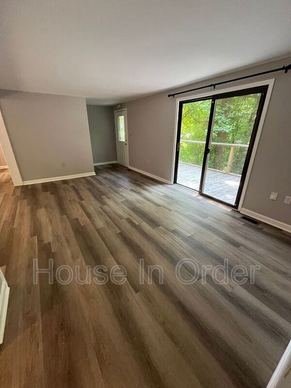 42 Mountain Site Ln - Photo 3 of 13