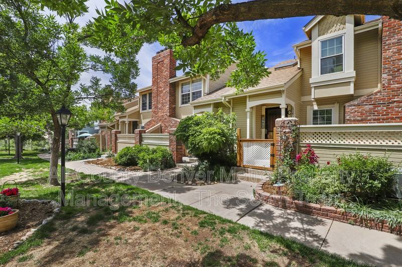 2890 W Long Cir #C - Photo 2 of 21