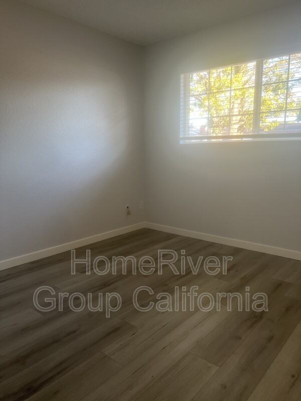 2797 Swift Way - Photo 3 of 18