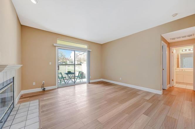 980 Lake Isabella Way - Photo 2 of 7