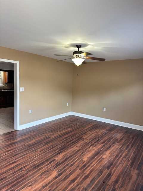 None 2243 - Photo 2 of 18