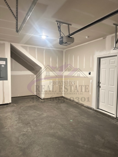 4131 Belcourt Dr Ne - Photo 4 of 28
