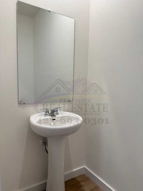 4131 Belcourt Dr Ne - Photo 6 of 28