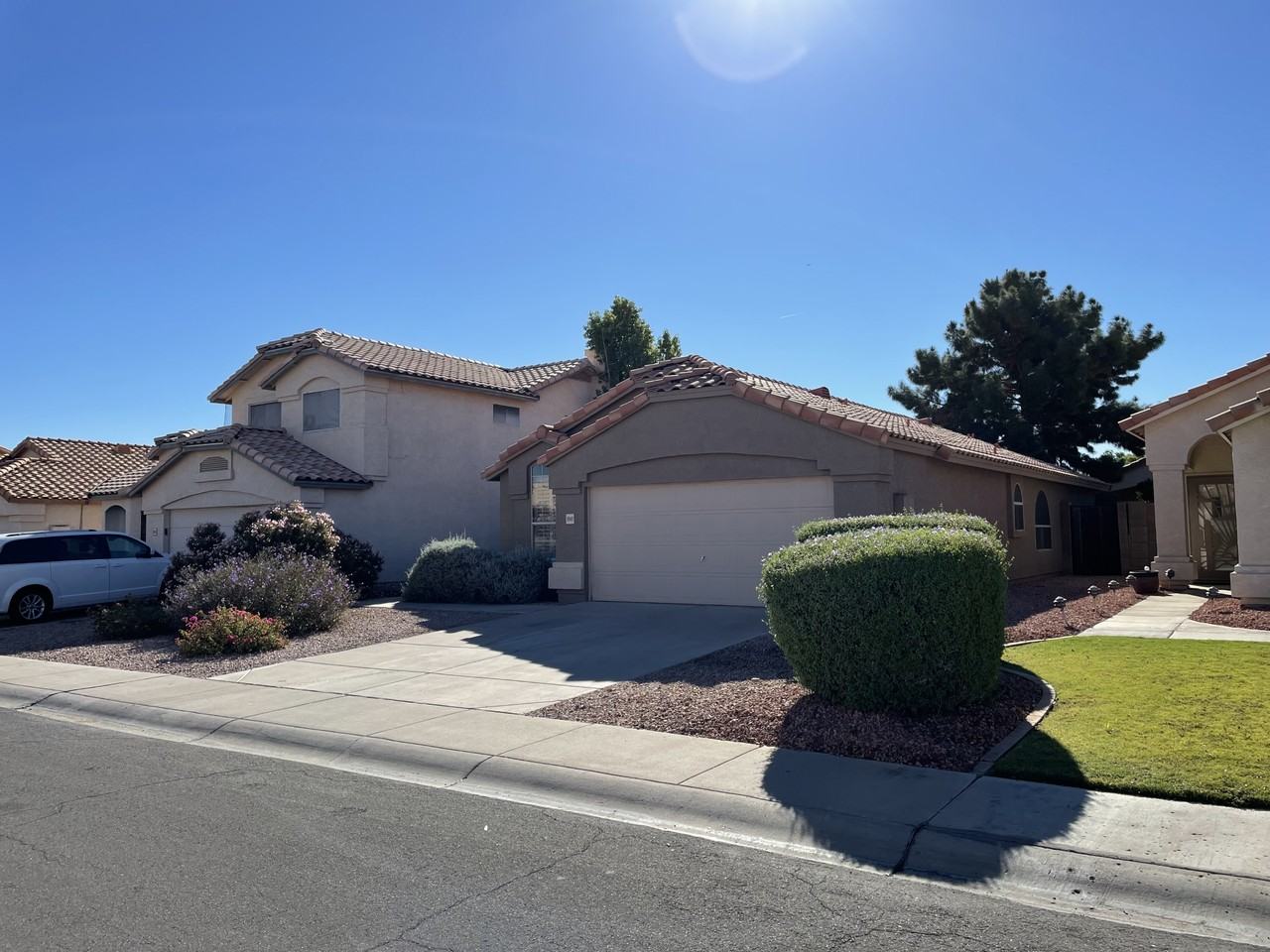 8949 W Kathleen Rd - Photo 2 of 29