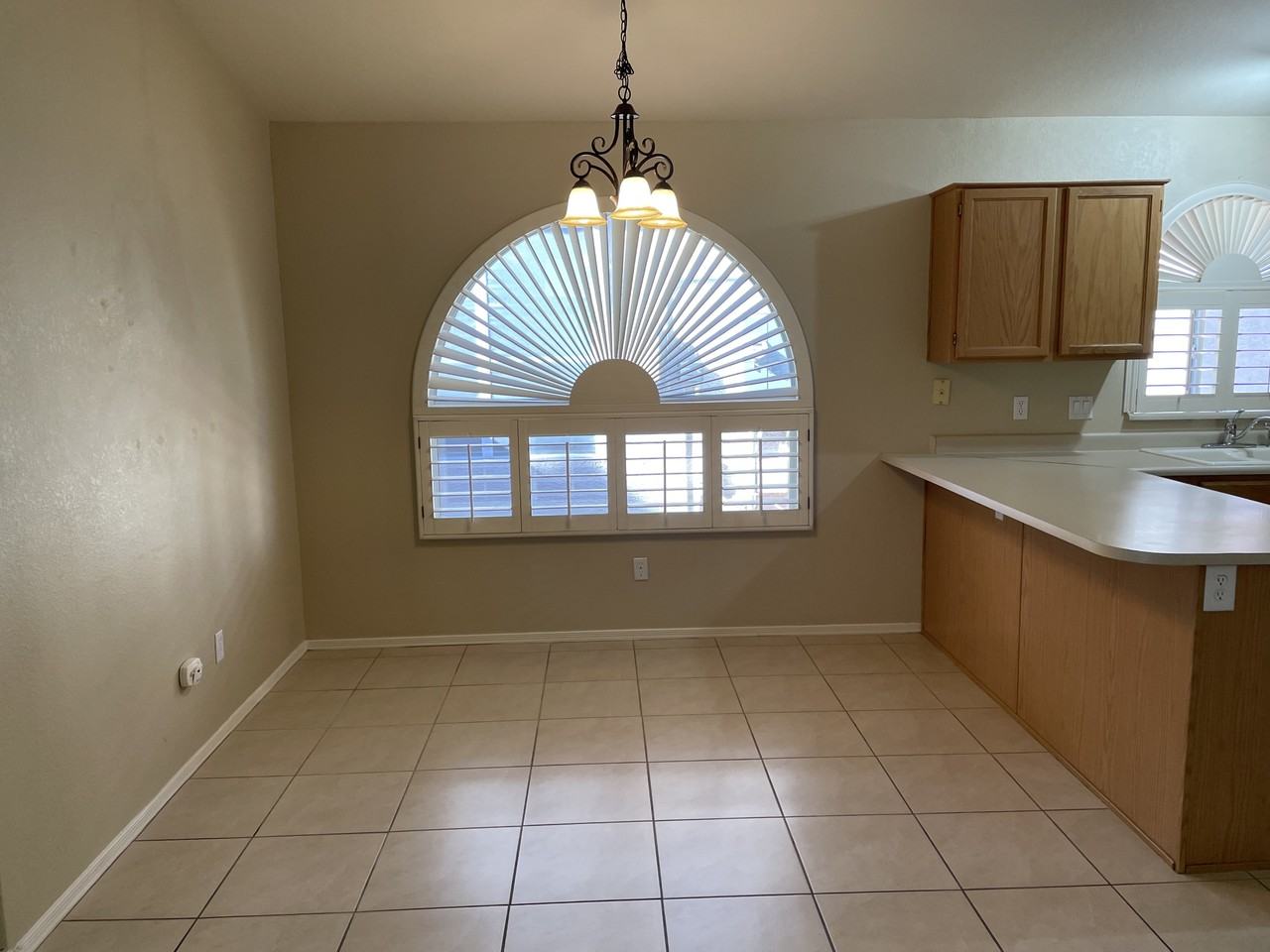 8949 W Kathleen Rd - Photo 6 of 28