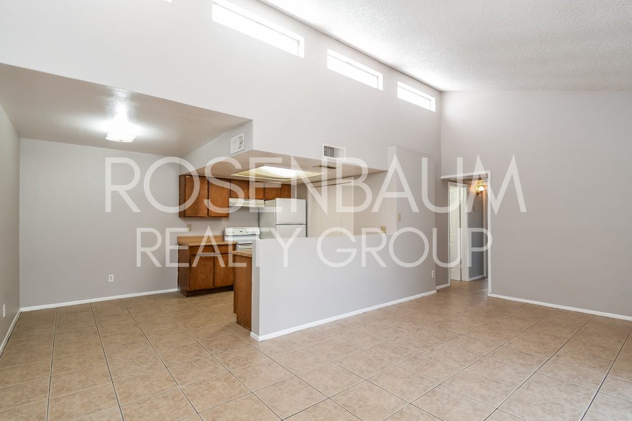 1495 E 29Th Ave - Photo 3 of 15