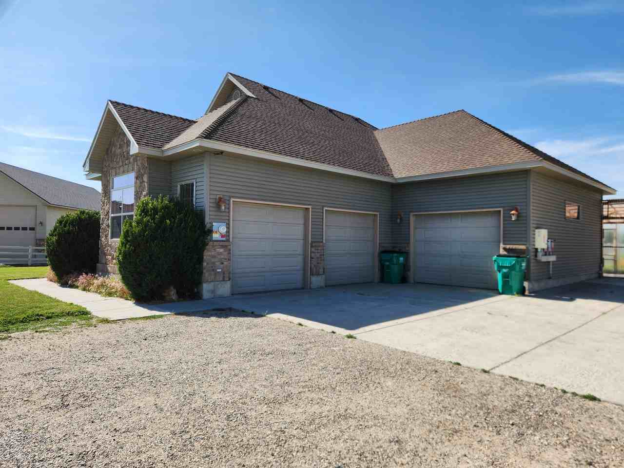 146 Ne - Photo 2 of 37