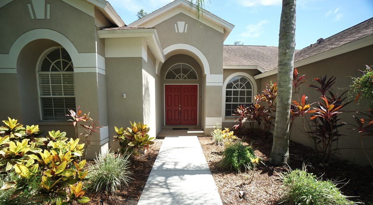 9632 Greenbank Dr - Photo 2 of 19