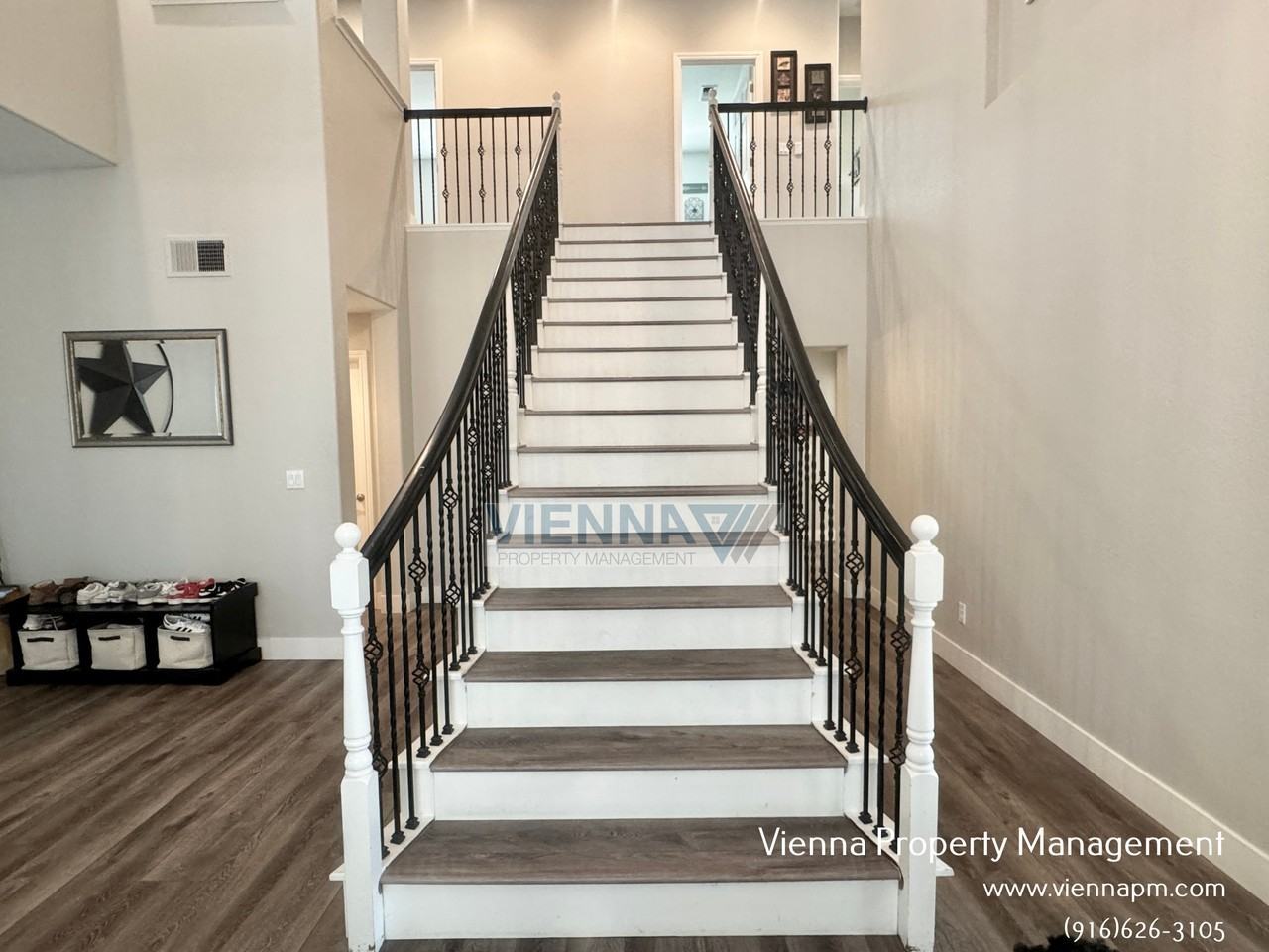 2169 Mount Errigal Ln - Photo 3 of 38