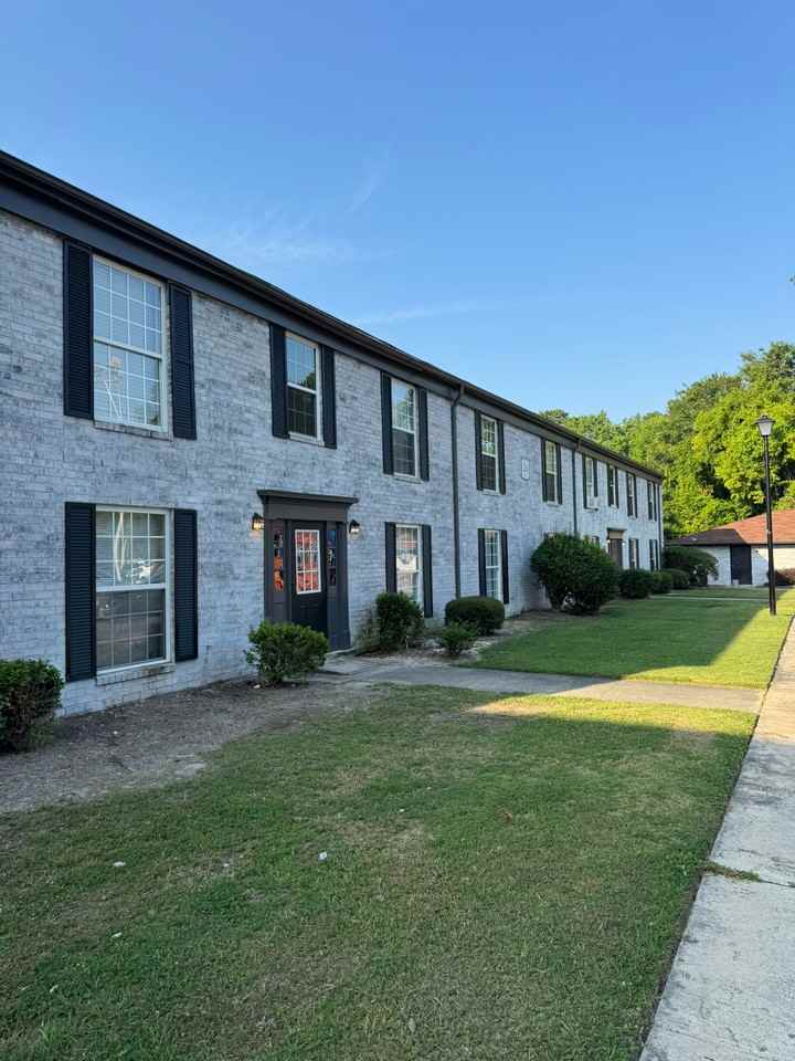 3611 Ranch Rd - Photo 3 of 30