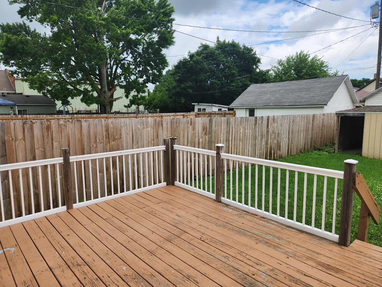 506 Young St - Photo 3 of 27