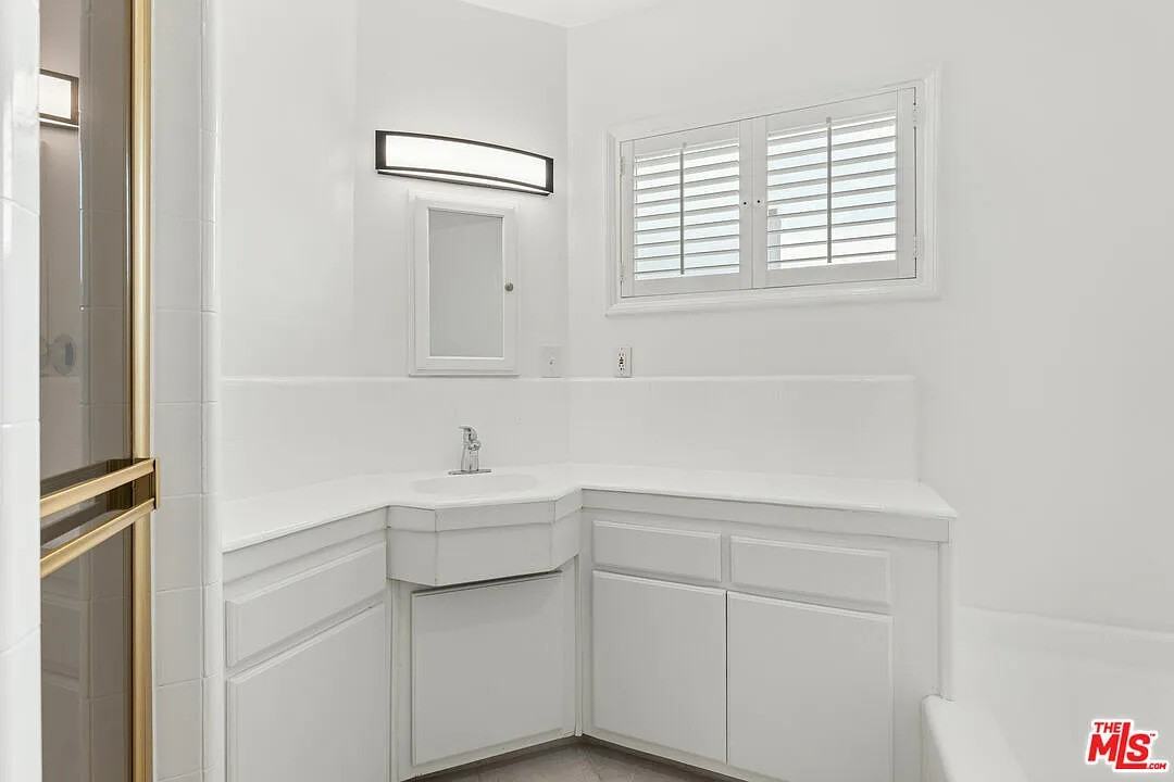 7377 W 88th St #NA - Photo 7 of 13