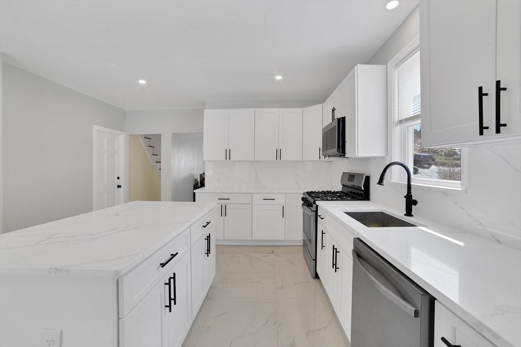 61 Albertina St #63 - Photo 2 of 23