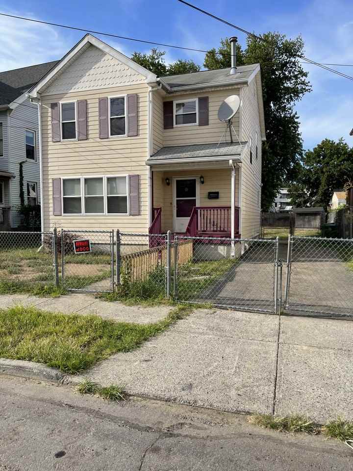 769 Ogden St #NA - Photo 2 of 10