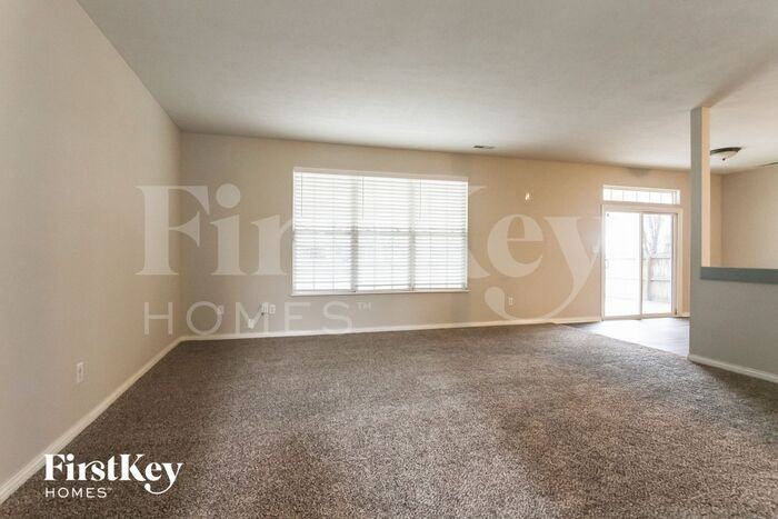 6403 E Pemboke Ct - Photo 2 of 15