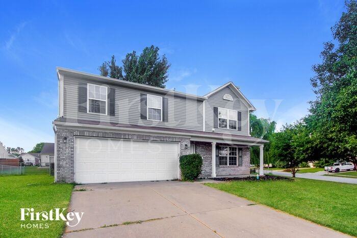 728 Woodway Ln - Photo 2 of 18