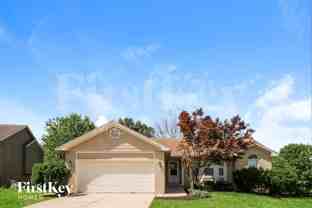 305 W Laredo Trl - Photo 1 of 1