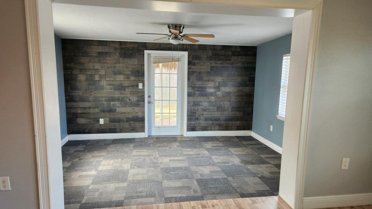 179 Clairbourne Ave - Photo 3 of 20