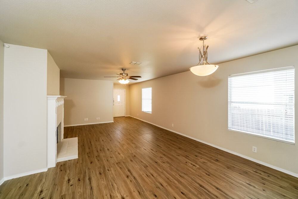 120 Bay Willow - Photo 6 of 16