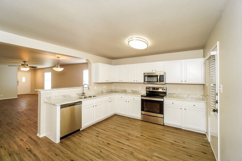 120 Bay Willow - Photo 7 of 16