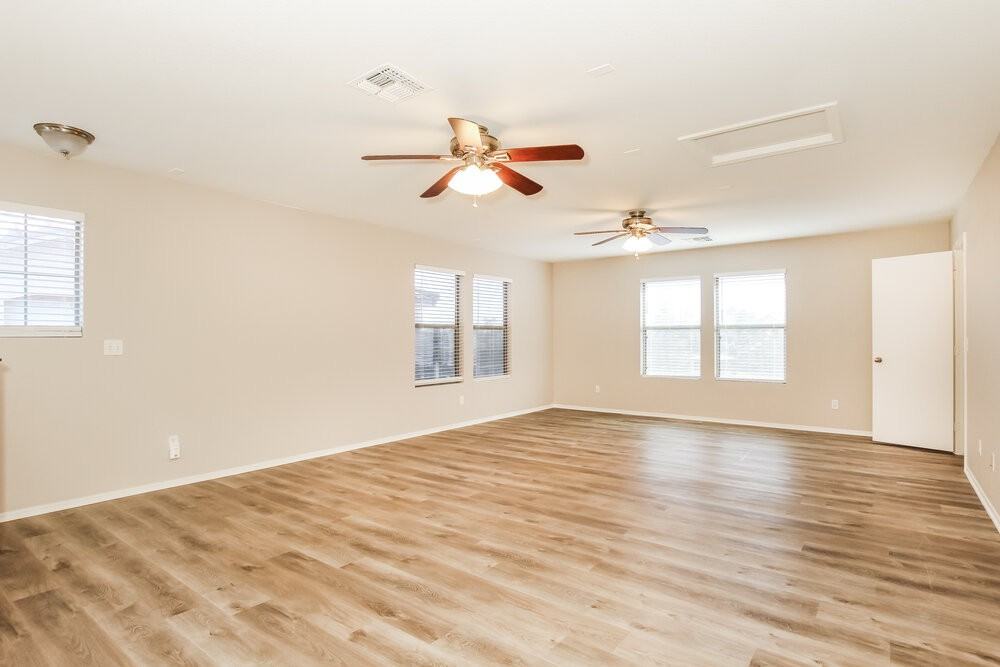 1149 E Lowell Ave - Photo 5 of 17