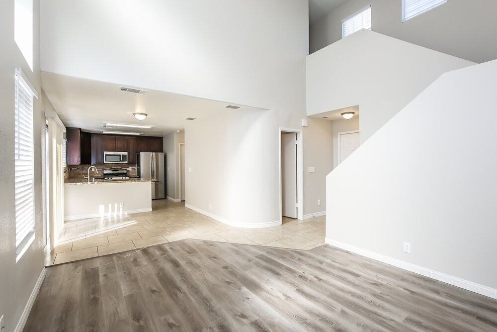 7909 Rustic Canyon Ct - Photo 5 of 17