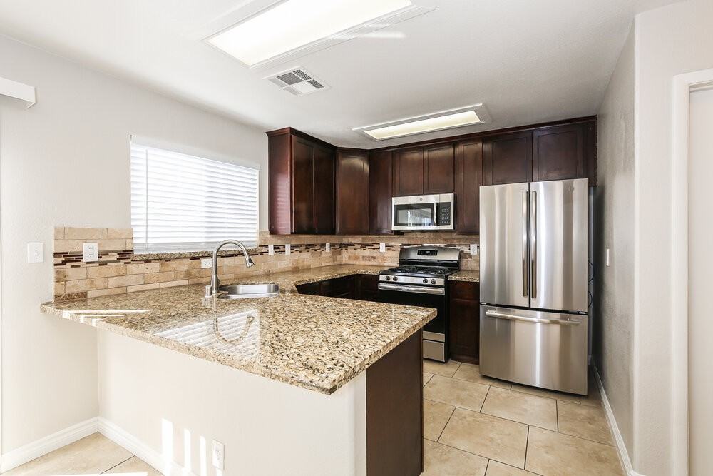 7909 Rustic Canyon Ct - Photo 7 of 17