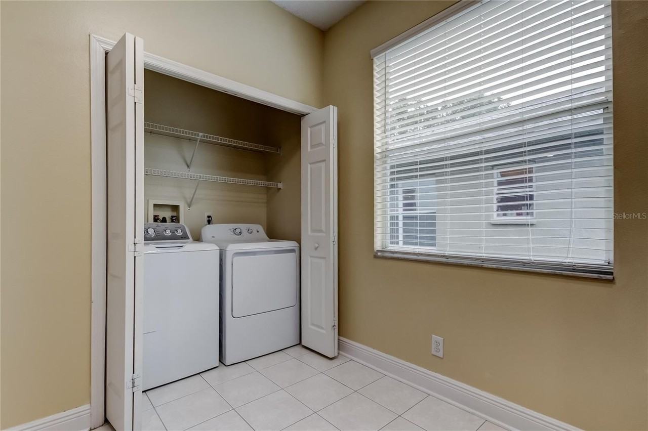 6101 Lanshire Dr - Photo 5 of 38