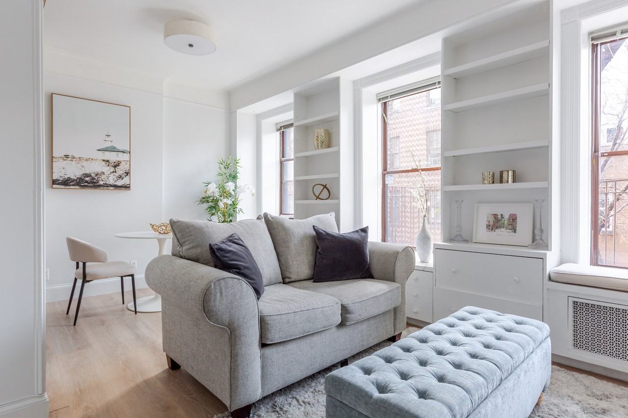 177 Waverly Pl #1058257P - Photo 3 of 19