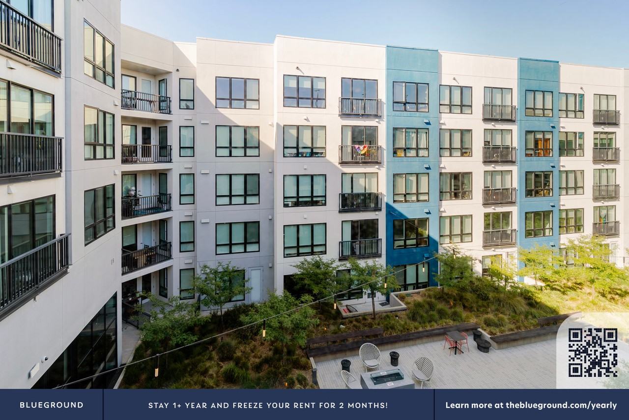 238 13th Street - Photo 7 of 68