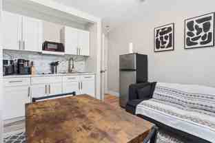 E Chelsea St - Photo 1 of 1