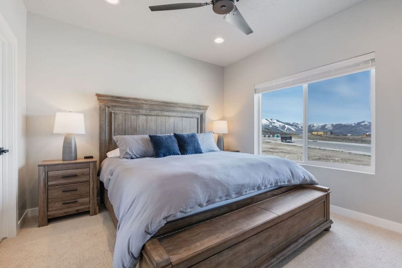 6831 Silver Creek Dr #1249880P - Photo 3 of 49