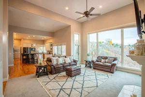 featured image of 678 Scenic Hills Dr