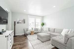 featured image of 1654 Angela St