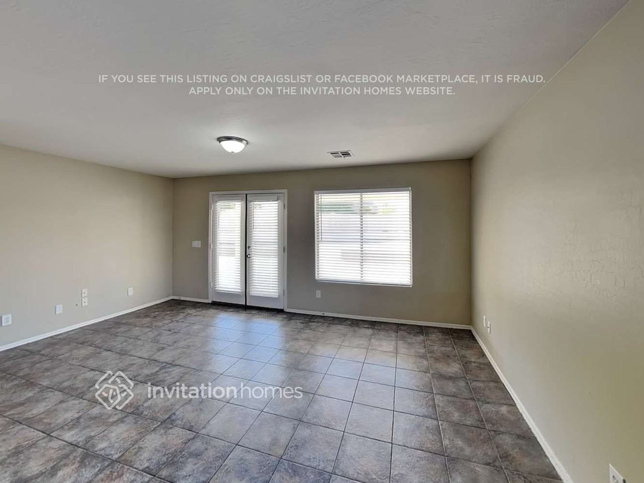 11401 W Windsor Ave - Photo 6 of 22