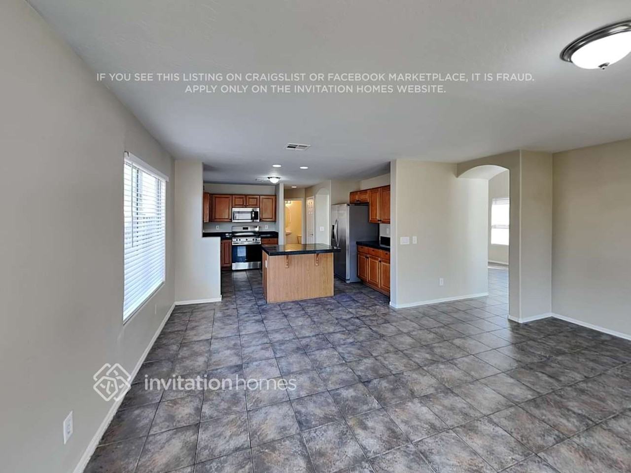 11401 W Windsor Ave - Photo 7 of 22