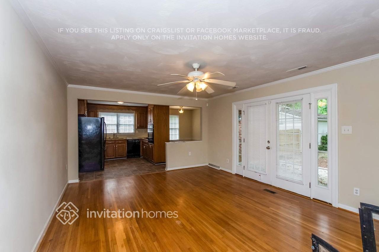 6000 Sheppard Ct - Photo 3 of 20