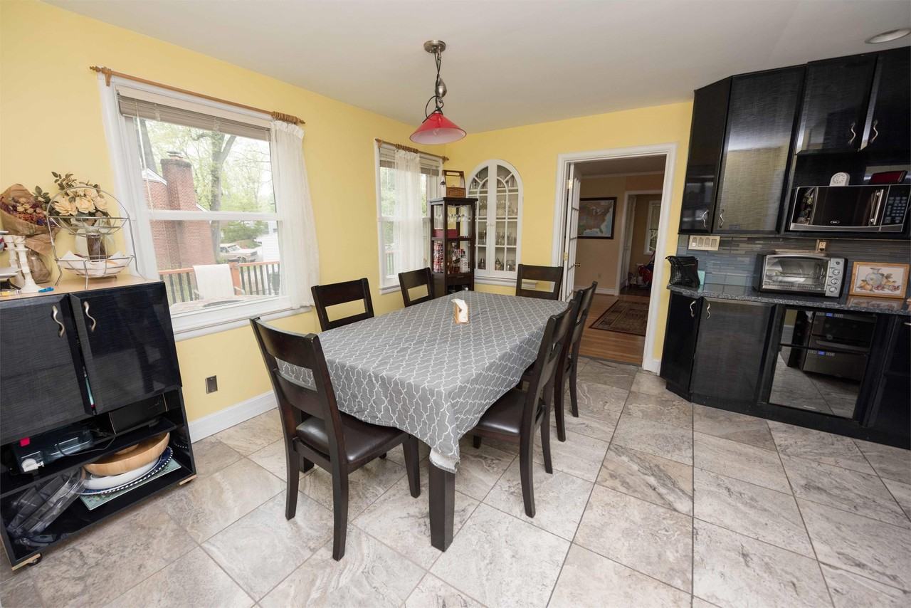 6789 Little Falls Rd - Photo 5 of 44