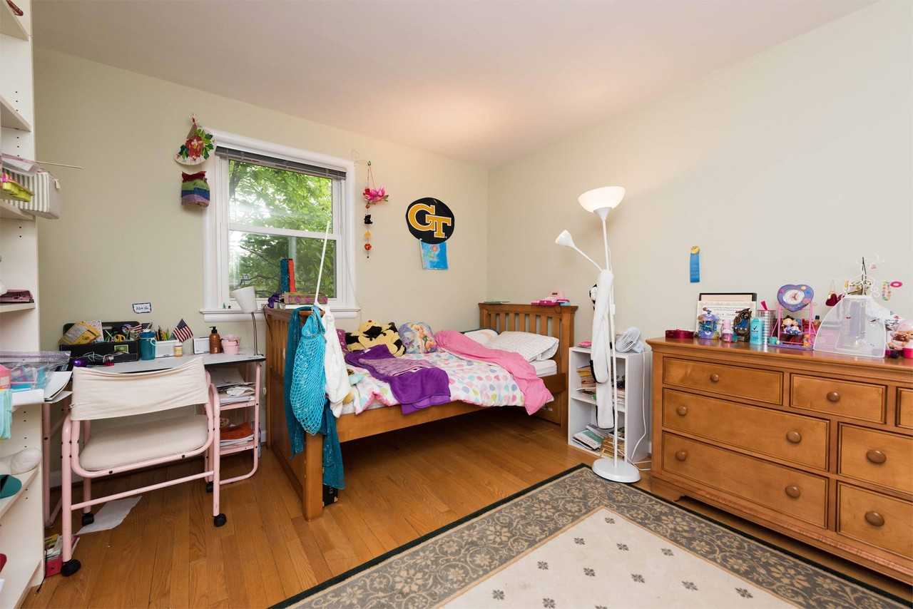 6789 Little Falls Rd - Photo 3 of 44