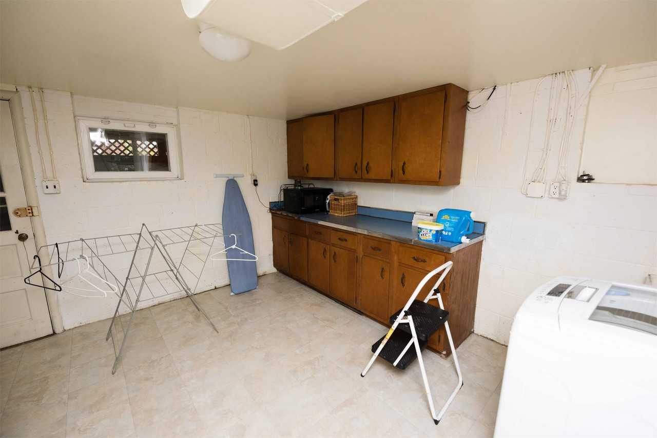 6789 Little Falls Rd - Photo 5 of 44