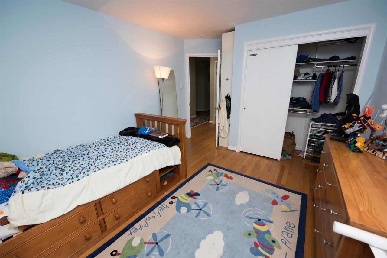 6789 Little Falls Rd - Photo 6 of 44