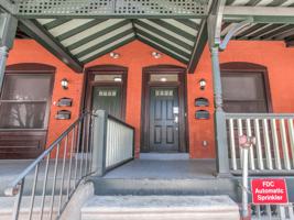 featured image of 3924 Sansom St