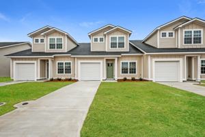 featured image of 1040 1040 Walker Point Way