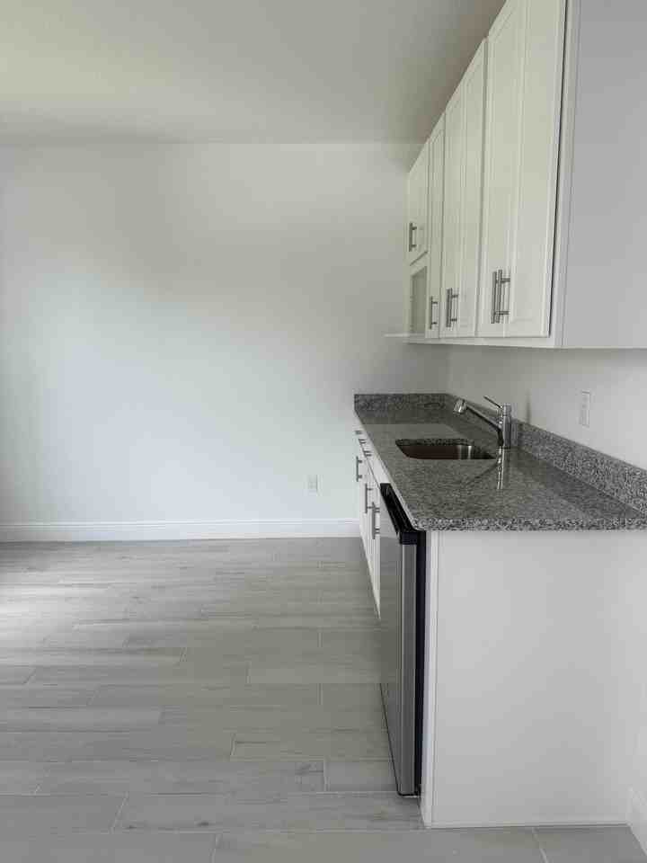 5295 Nw Almond Ave #5295 - Photo 3 of 6