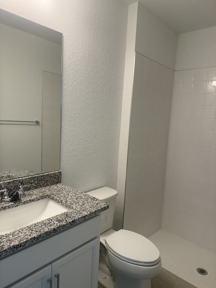 5295 Nw Almond Ave #5295 - Photo 4 of 6