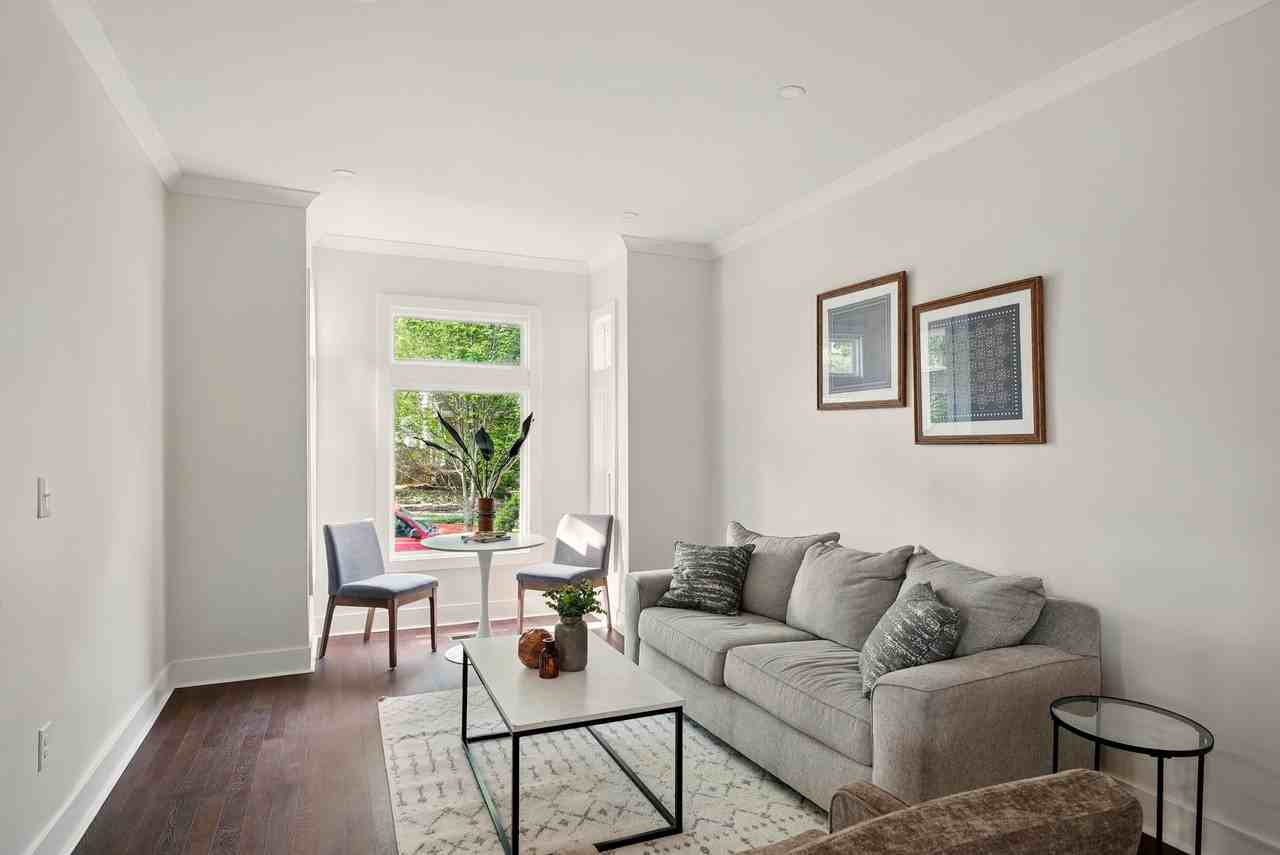 436 W 2nd Ave #436W2ndAVE - Photo 3 of 33