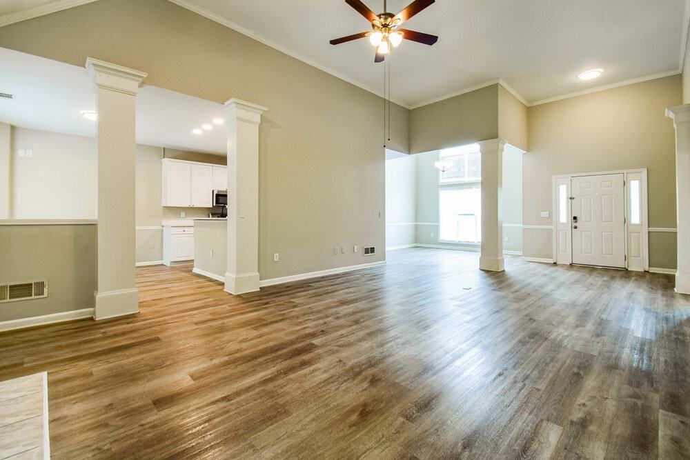 3419 Uncle Genes Way Se - Photo 6 of 17