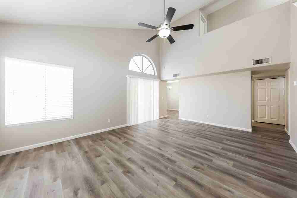 3630 W Escuda Dr - Photo 4 of 17