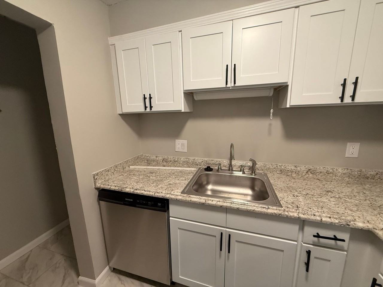 3609 Juneau Road - Photo 4 of 50