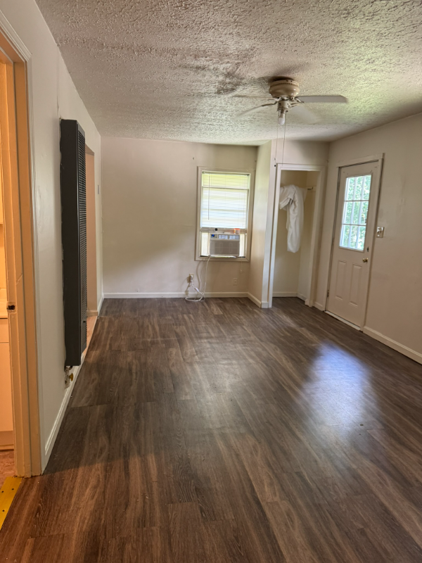 258 West Vine Street #2 - Photo 3 of 15